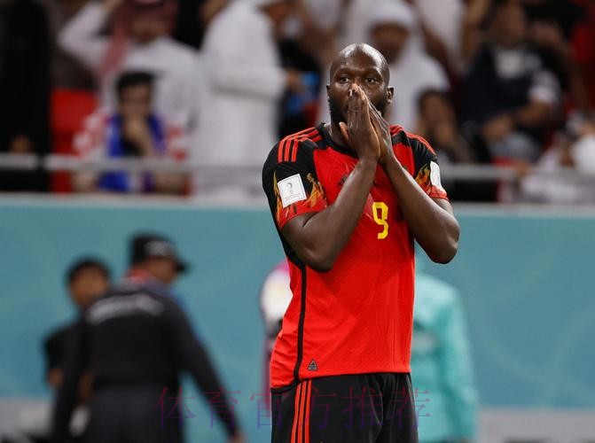 卡萨诺:只有疯子才会认为卢卡库强于本泽马 卡萨诺:只有疯子才会认为卢卡库强于本泽马